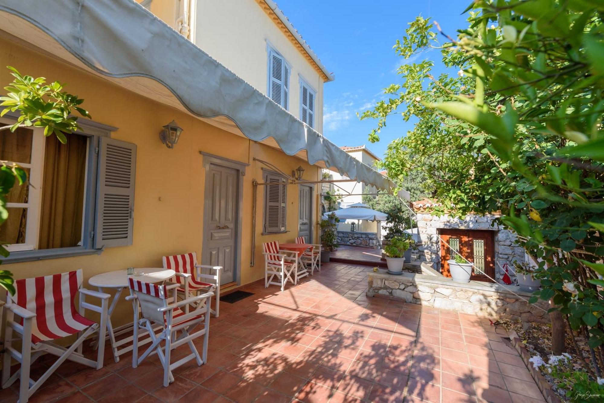 Alkionides Hydra Hotel Exterior photo